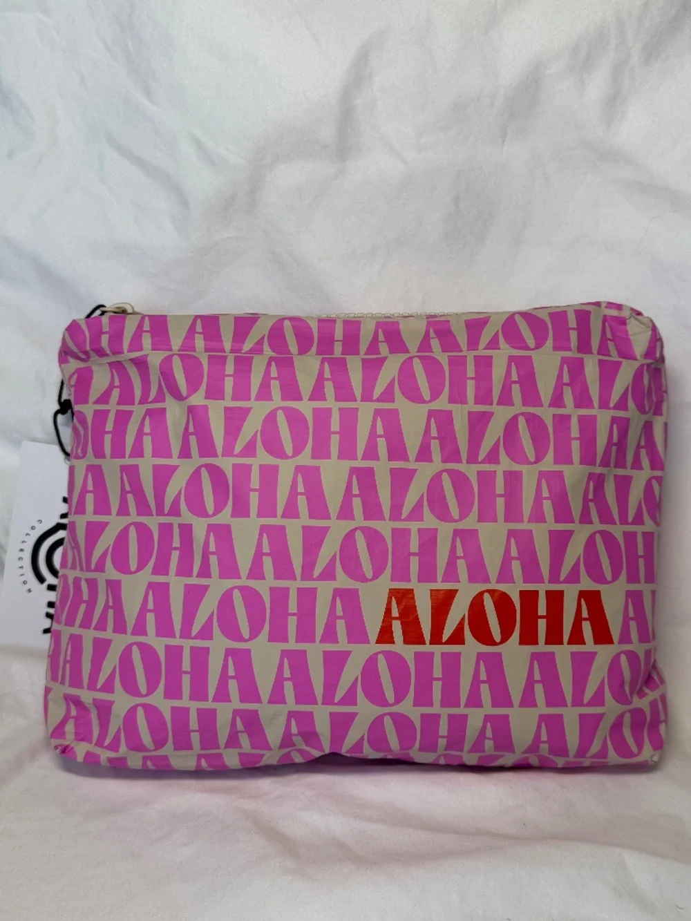 ALOHA Collection Aloha Nui Fruit Punch Sandstone Small Pouch Bag NWT Rare